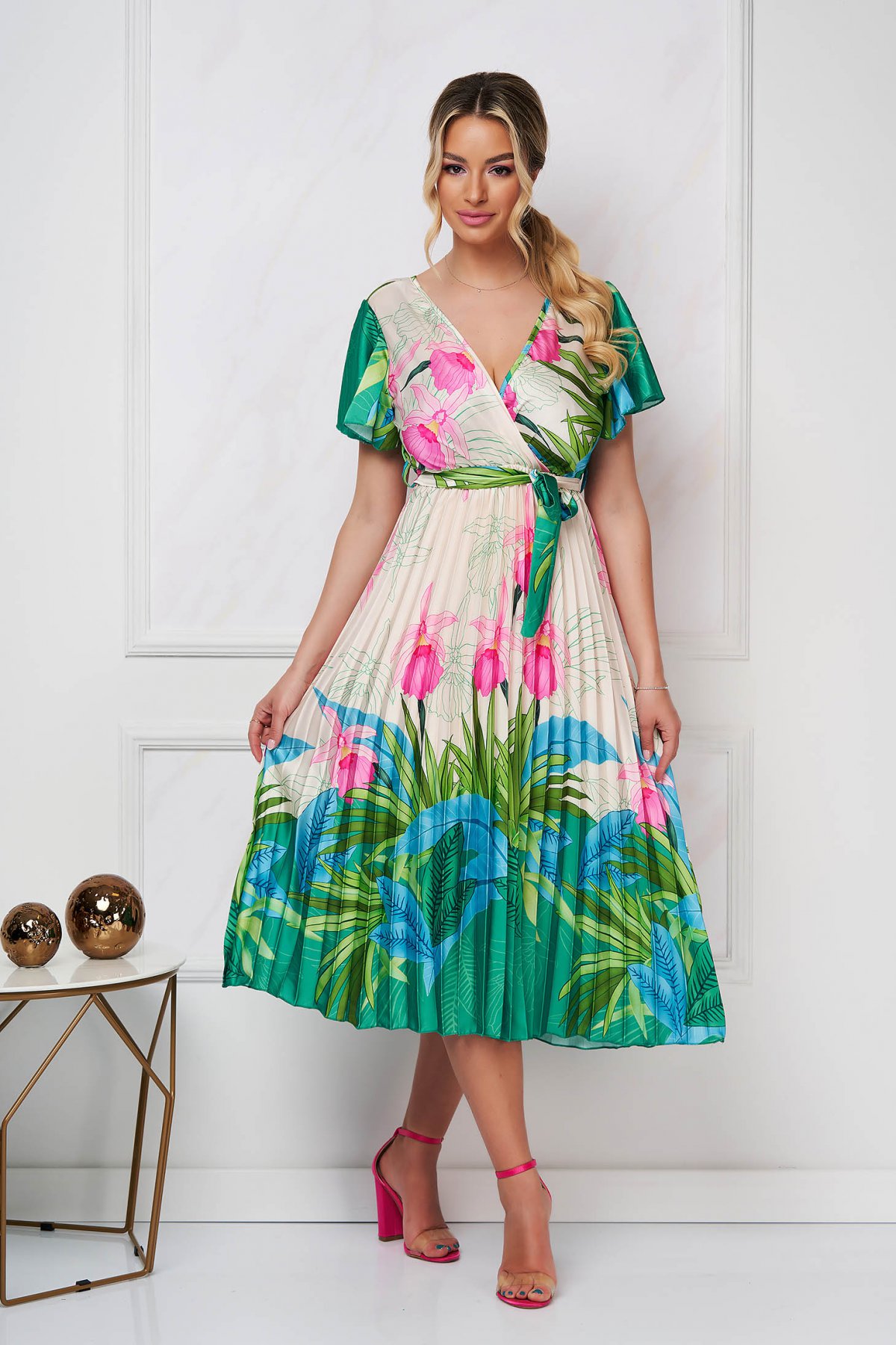 Rochie plisata SunShine midi in clos cu elastic in talie din satin cu imprimeu floral
