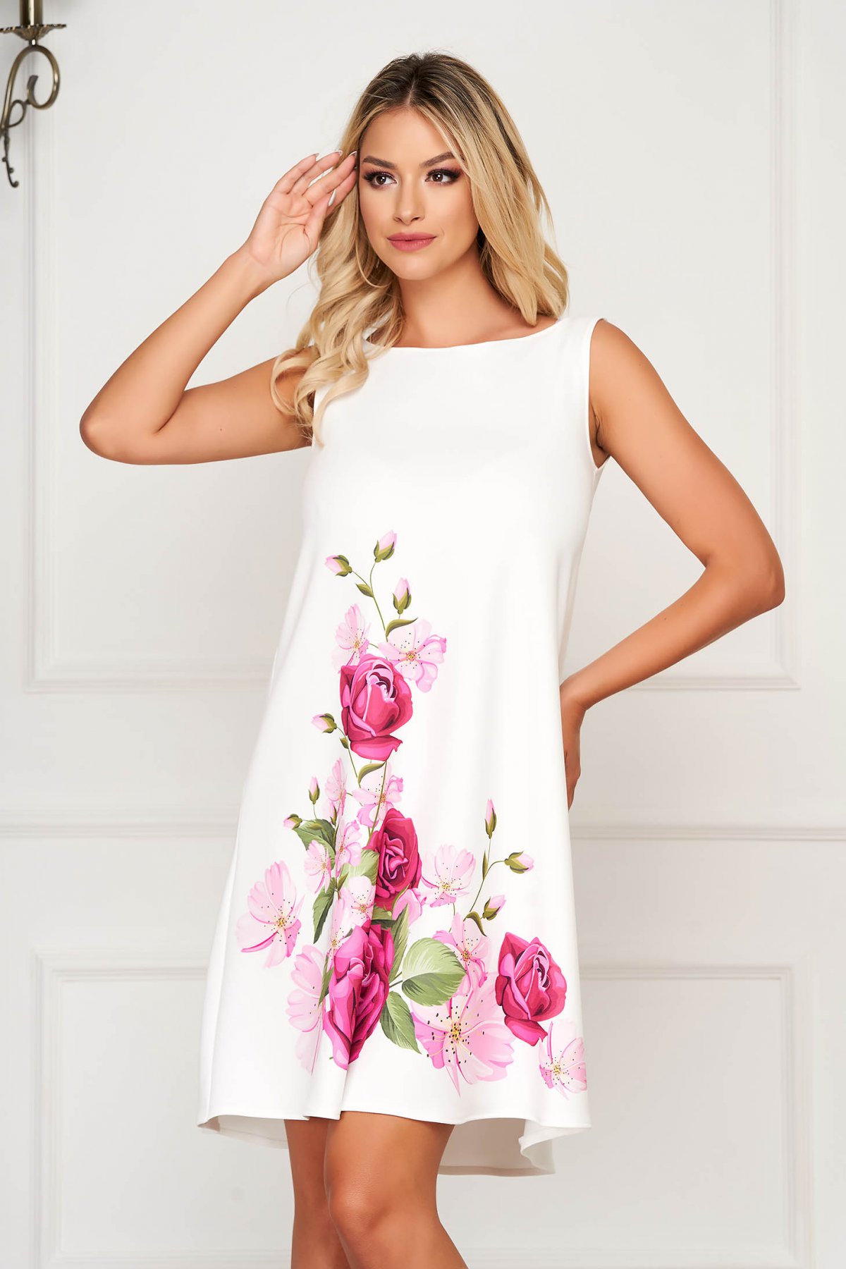 Rochie din crep cu croi larg si imprimeuri florale unice - StarShinerS - Rochii-Dama.ro