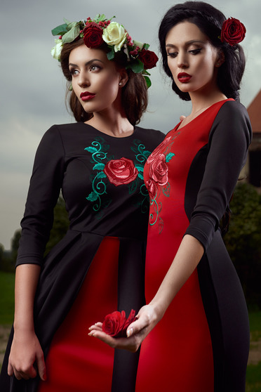 Rochie StarShinerS Brodata Rose Precious Red