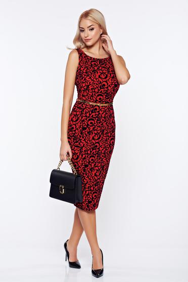 poze cu Rochie PrettyGirl rosie eleganta tip creion cu accesoriu tip curea