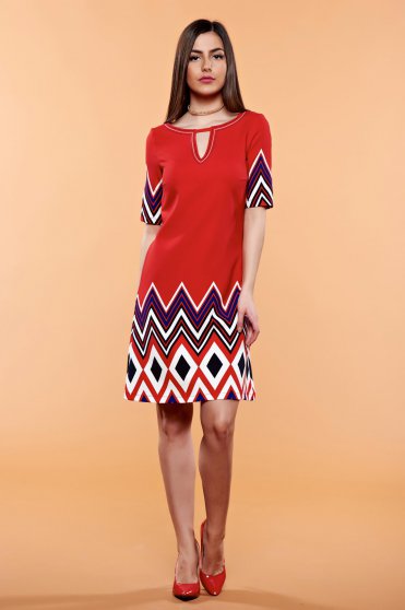 Rochie cu imprimeuri grafice LaDonna rosie cu croi larg