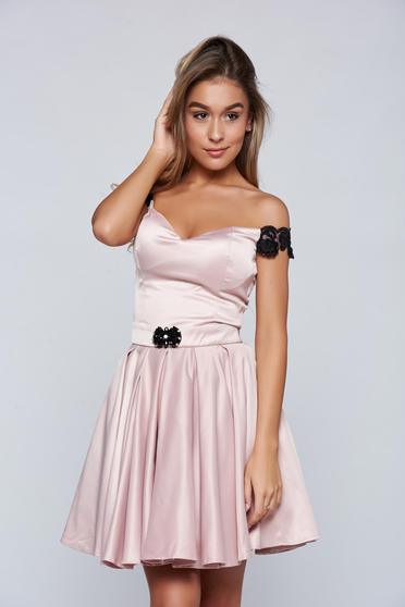 Rochie Artista rosa scurta de ocazie din material satinat