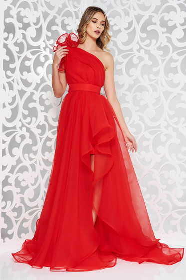 Rochie Ana Radu rosie de lux asimetrica pe umar captusita pe interior accesorizata cu cordon