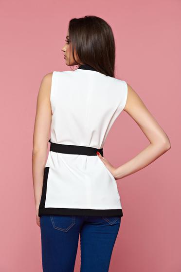 Vesta captusita pe interior PrettyGirl alb cu accesoriu inclus