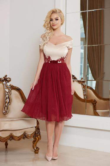 Rochie StarShinerS visinie de ocazie din voal cu insertii de broderie