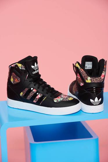 poze cu Pantofi sport Adidas Originals Zestra negri cu animal print cu talpa usoara