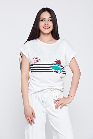 Tricou casual cu print alb cu dungi orizontale