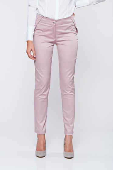 poze cu Pantaloni PrettyGirl rosa conici cu talie medie cu aspect satinat