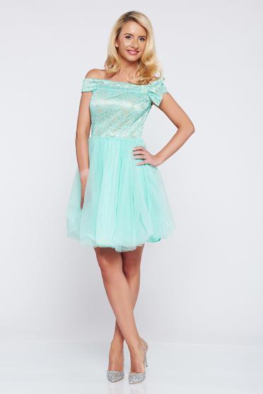 Rochie de ocazie in clos Fofy mint cu umeri goi