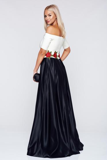 poze cu Rochie Artista neagra din material satinat cu insertii de broderie