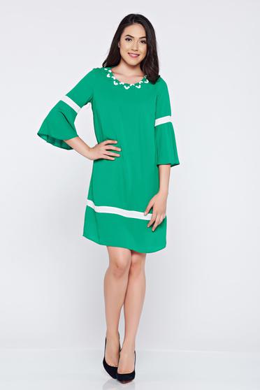 Rochie eleganta cu croi larg LaDonna verde cu maneci clopot