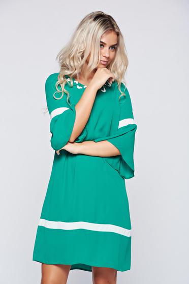 Rochie LaDonna verde eleganta cu croi larg cu maneci clopot