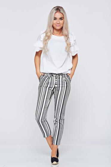 Pantaloni conici cu dungi verticale negri cu buzunare