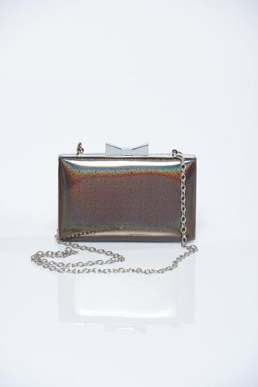 Geanta dama eleganta maro accesorizata cu lant metalic