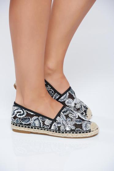 Espadrile negri cu talpa usoara cu insertii de broderie