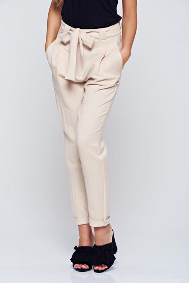 Pantaloni PrettyGirl crem casual din bumbac cu buzunare