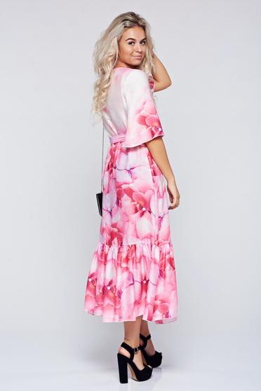 poze cu Rochie tip kimono Festival Look by PrettyGirl rosa cu croi larg din material vaporos