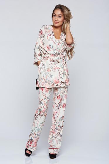 Kimono PrettyGirl alb cu croi larg accesorizat cu cordon