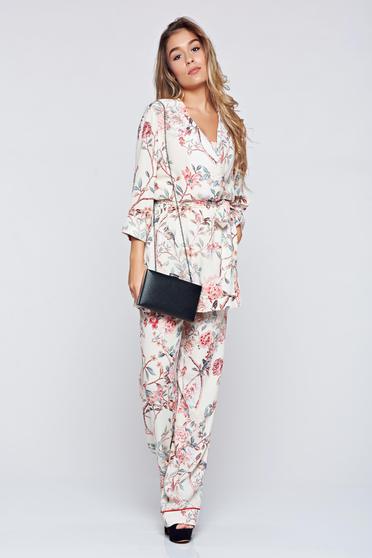 Kimono PrettyGirl alb cu croi larg accesorizat cu cordon