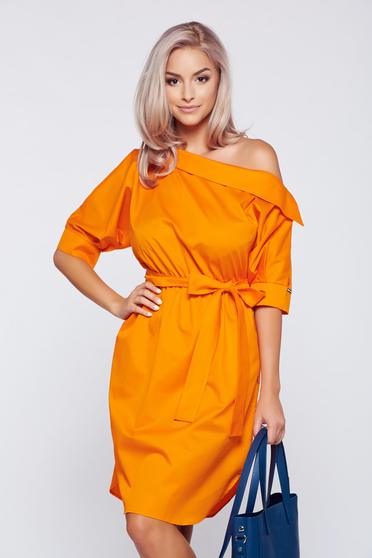 Rochie PrettyGirl portocalie casual cu croi larg accesorizata cu cordon