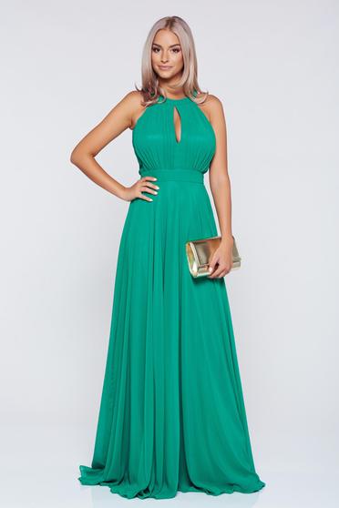 Rochie Fofy verde de ocazie in clos din voal cu pliuri captusita pe interior