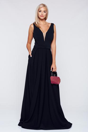 Rochie LaDonna neagra de ocazie cu decolteu fara maneci