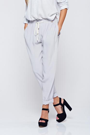 Pantaloni PrettyGirl gri casual din material vaporos cu buzunare