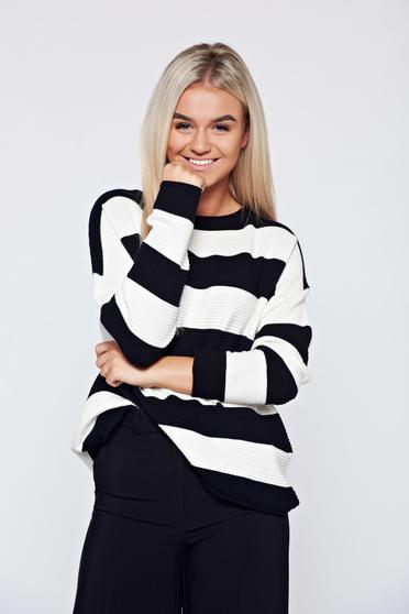 Pulover negru casual tricotat cu croi larg