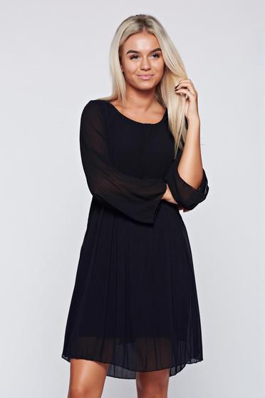 Rochie neagra eleganta din material vaporos cu croi larg