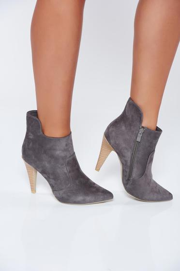 Botine gri casual cu toc inalt din piele ecologica