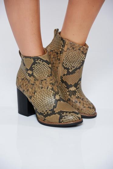Botine maro casual din piele ecologica cu imprimeu tip animal print