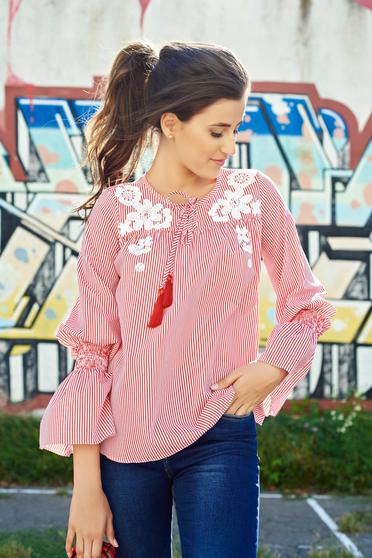Bluza dama LaDonna rosie din bumbac brodata cu maneci clopot
