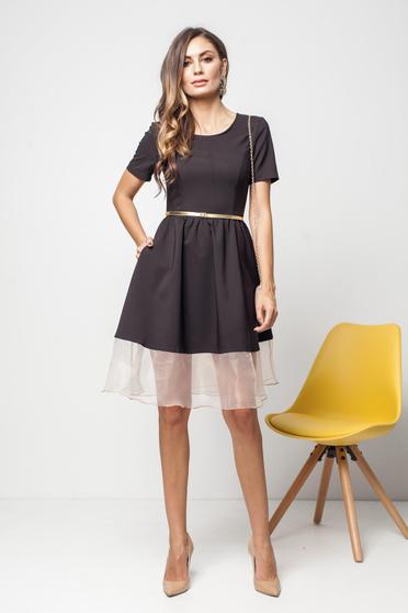Rochie PrettyGirl neagra eleganta in clos cu tul