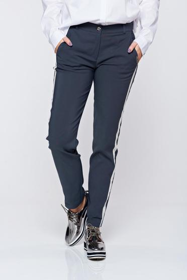 Pantaloni PrettyGirl gri casual conici cu dungi verticale