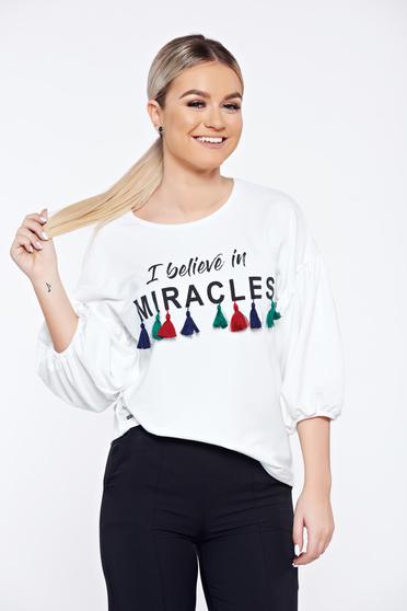 Bluza dama Top Secret alba casual cu croi larg cu mesaje