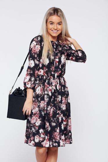 Rochie PrettyGirl neagra eleganta midi cu imprimeu floral