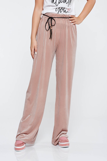 Pantaloni rosa casual cu croi larg cu elastic in talie