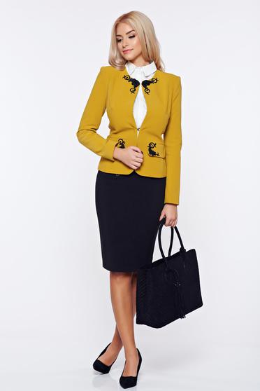 poze cu Costum damă LaDonna mustariu office din stofa cu insertii brodate manual