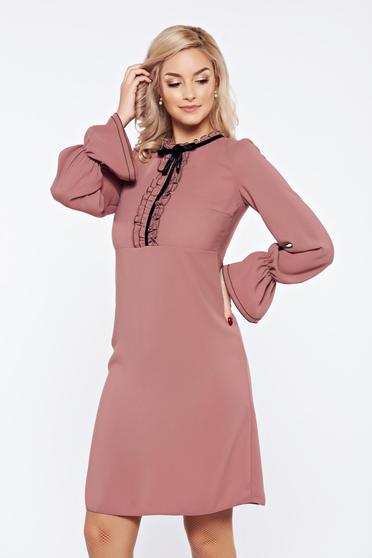 Rochie LaDonna rosa office eleganta cu volanase la maneca