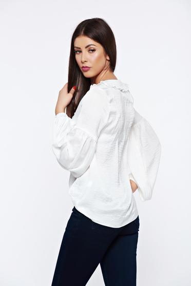 Bluza dama LaDonna alba eleganta din material satinat cu decolteu in v