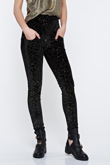 Pantaloni Ocassion negri de club conici din catifea cu aplicatii cu sclipici