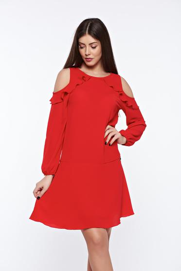 Rochie PrettyGirl rosie de zi cu croi larg din material neelastic cu umeri decupati