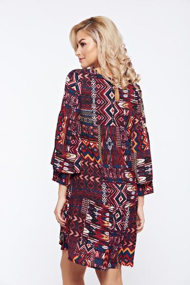 poze cu Rochie Top Secret rosie de zi cu imprimeu geometric cu volanase la maneca