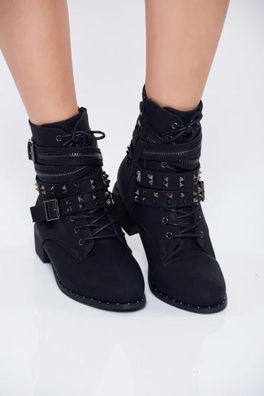 poze cu Ghete negre casual din piele ecologica cu tinte metalice