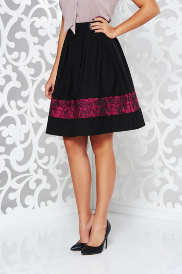 Fusta StarShinerS neagra eleganta in clos din stofa neelastica cu talie inalta