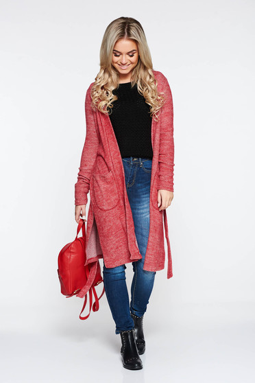 Cardigan PrettyGirl rosu tricotat din material pufos accesorizat cu cordon