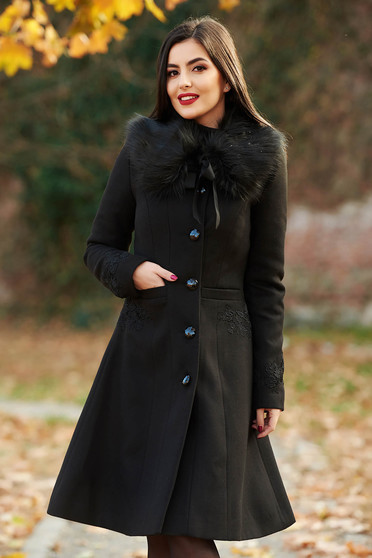 Palton LaDonna negru Best Impulse elegant din lana cu insertii de broderie captusit pe interior cu buzunare