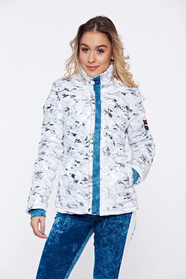 Geaca Ocassion argintie casual din fas cu aspect metalic cu aplicatii cu sclipici