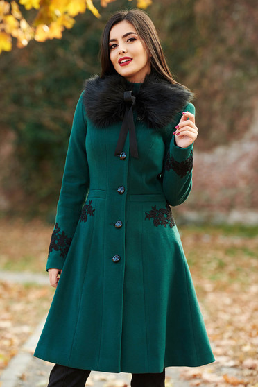 Palton LaDonna verde Best Impulse elegant din lana cu insertii de broderie captusit pe interior cu buzunare
