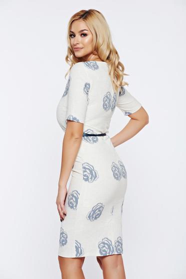 poze cu Rochie PrettyGirl alba eleganta de zi cu accesoriu tip curea
